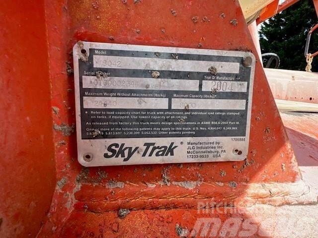 SkyTrak 8042 Telescopic handlers