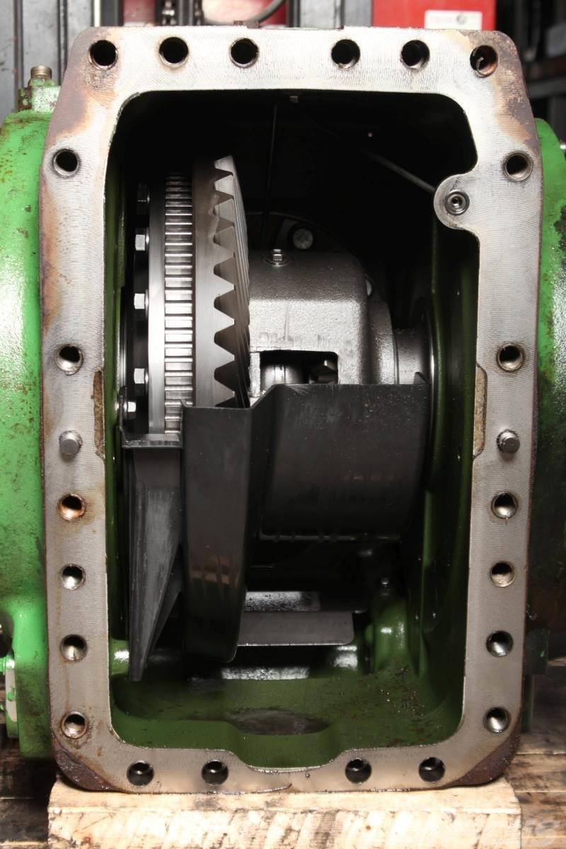 John Deere 8400R Rear Transmission Gear