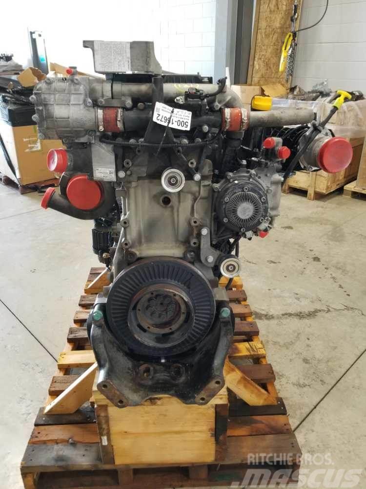 Detroit Diesel DD13 Engines