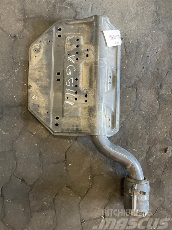 Scania SCANIA MUDGUARD LH 2476461 Chassis og suspension