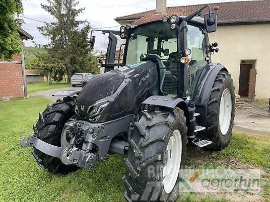 Valtra G125 Versu Traktorer