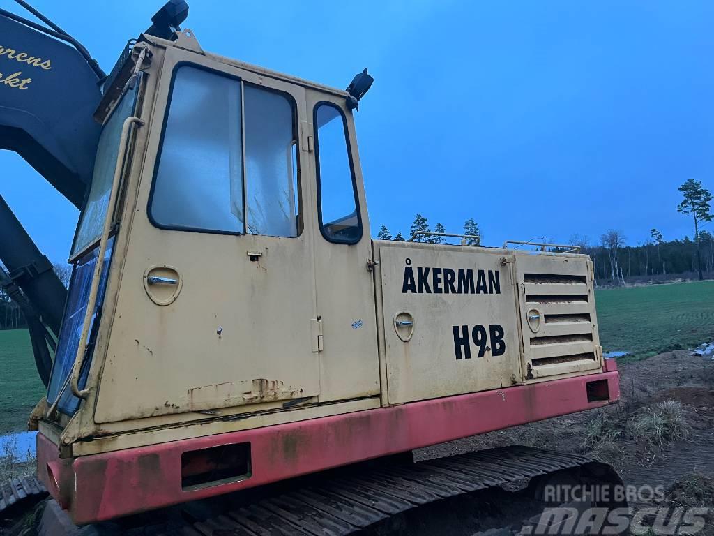 Åkerman H 9 B Crawler excavators