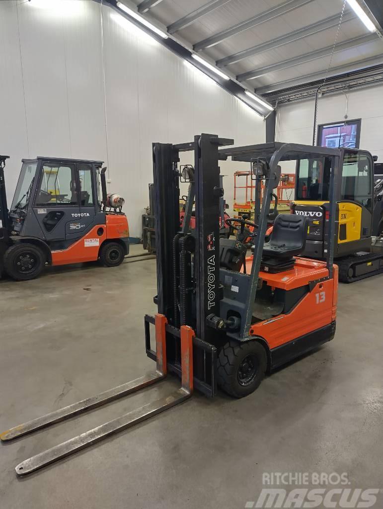 Toyota BE130 Electric forklift trucks