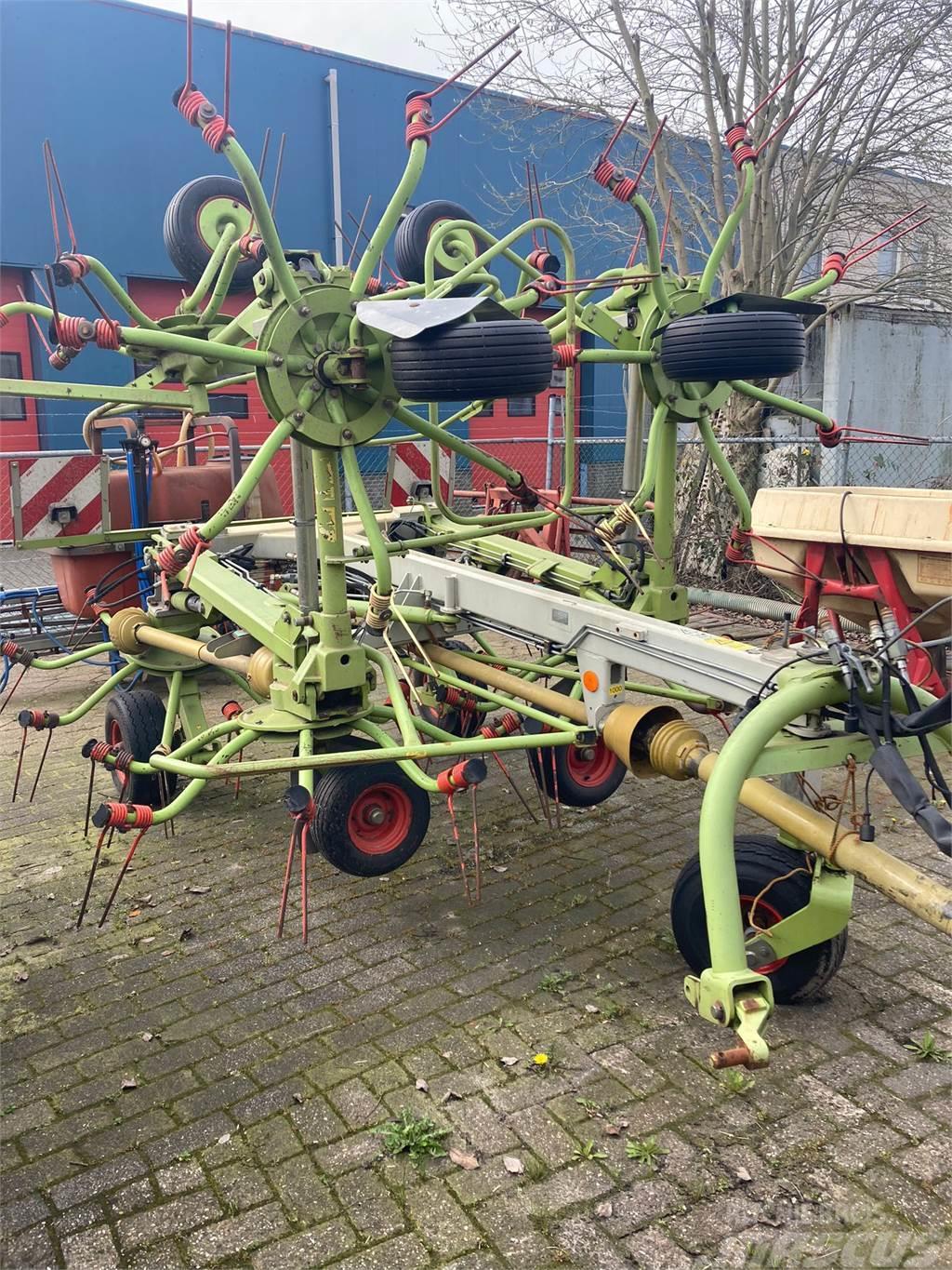 CLAAS volto 1050T Rakes and tedders