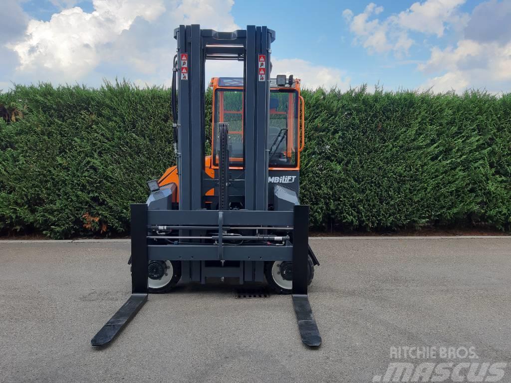 Combilift C4000CBE Narrow aisle truck