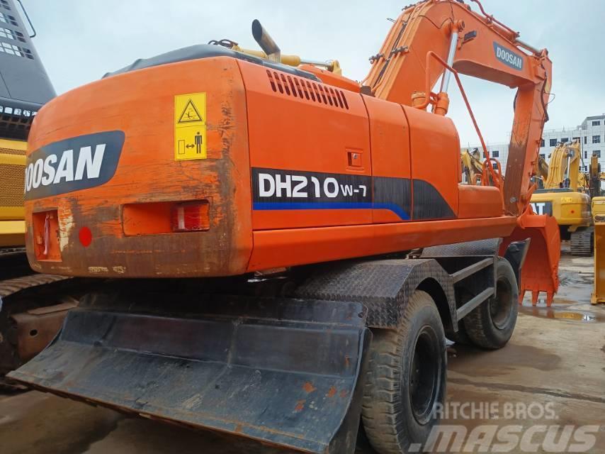 Doosan DH 210 W-7 Wheeled excavators