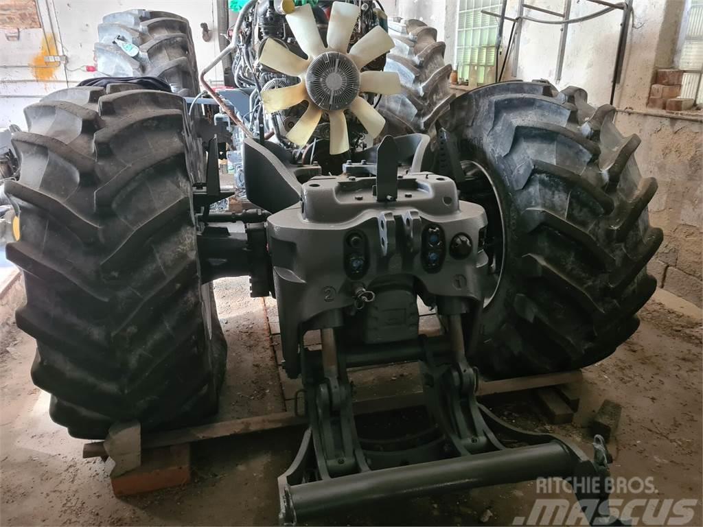 Massey Ferguson 8735 Dyna-VT Compact tractors