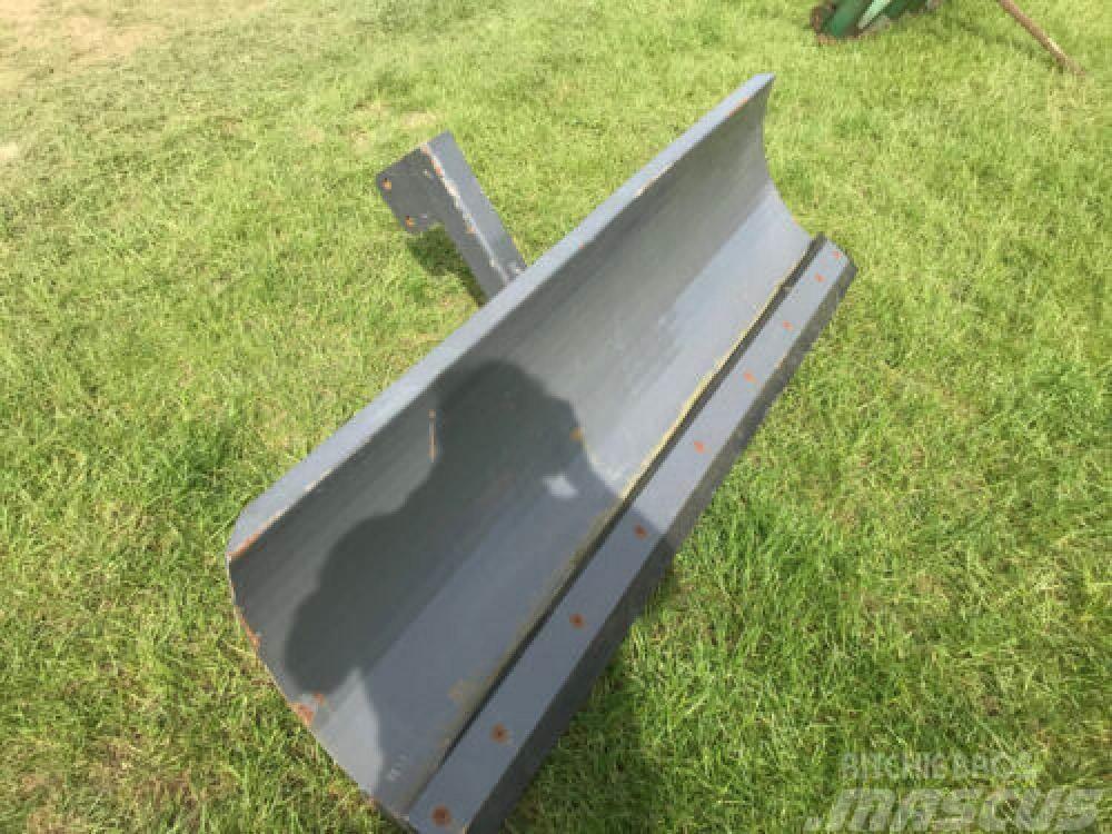  Scraper blade snow plough - 3 point linkage Conventional ploughs