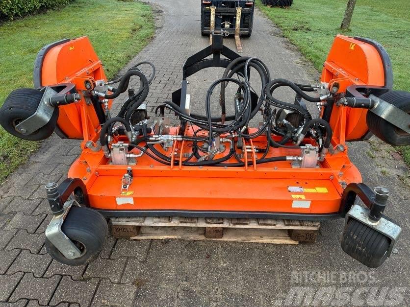GMR TH 3000 b Mounted and trailed mowers