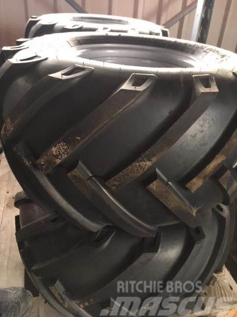 BKT 26,0X12,00X12 Tyres, wheels and rims