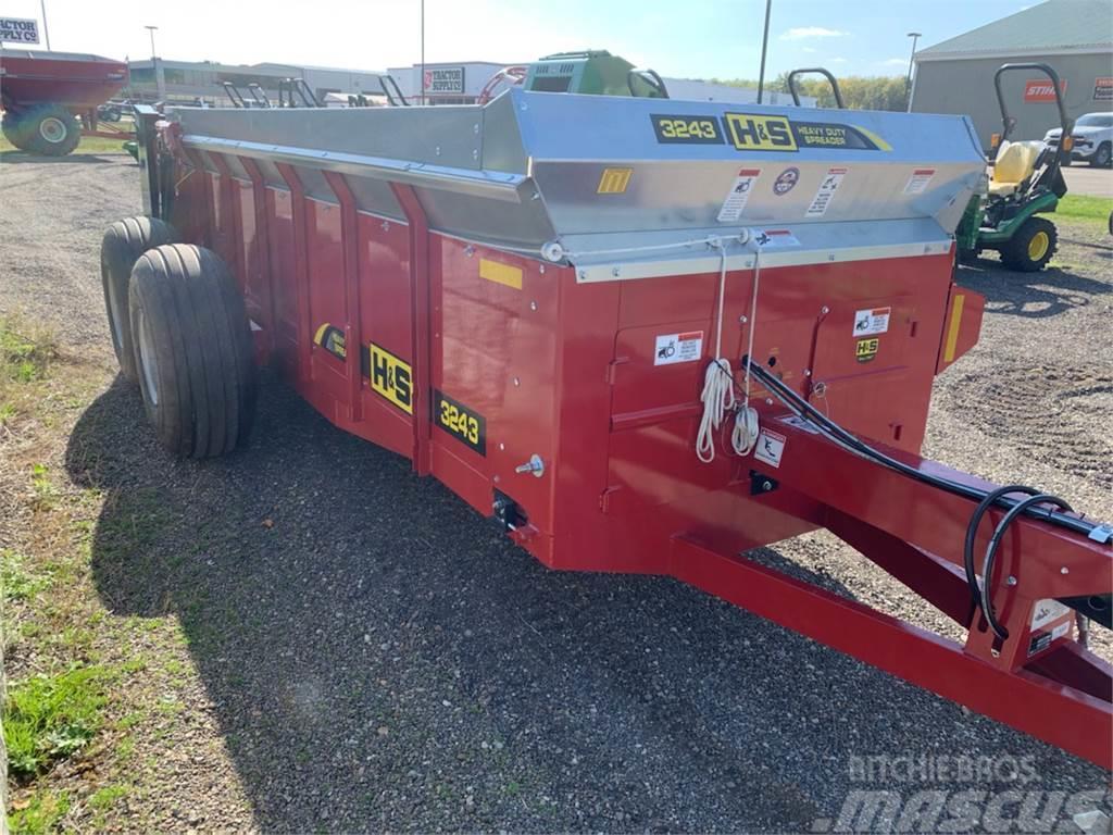 H&S S3243 Manure spreaders