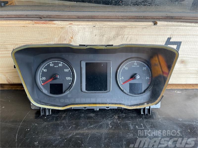Scania  INSTRUMENT CLUSTER 2994191 Electronics