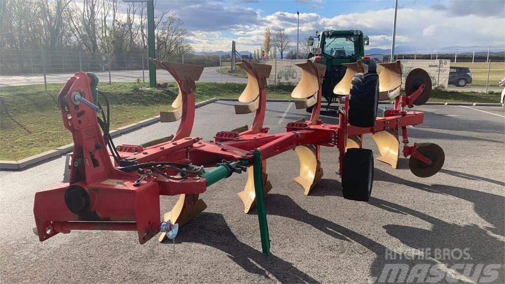 Agro-Masz P05 Conventional ploughs