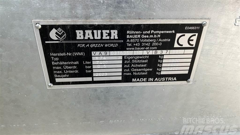Bauer V74 Slurry tankers