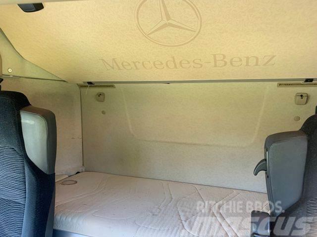 Mercedes-Benz Actros 4 3-Achser BM 963 25XX OM471 6x2 Fg Chassis Cab trucks