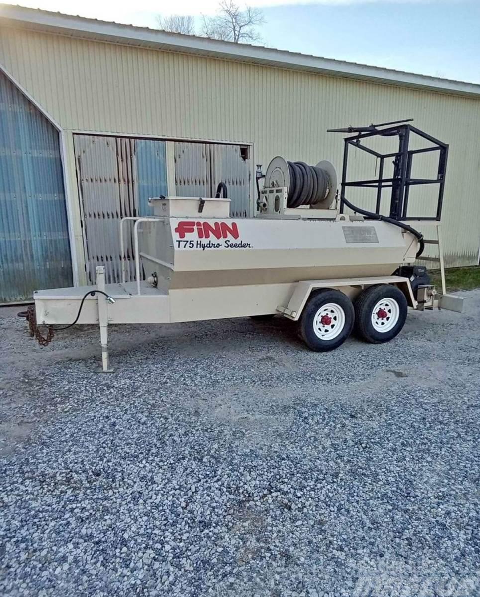 Finn T75T Receiving hoppers, blowers and elevators