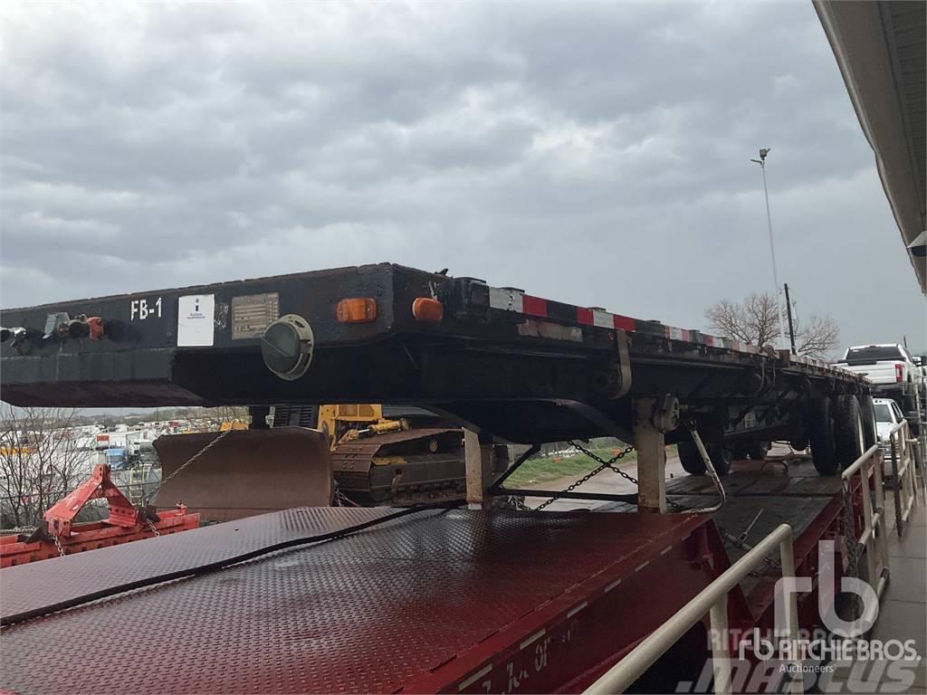 Transcraft 48 ft T/A Spread Axle (Inoperable) Flatbed/Dropside semi-trailers