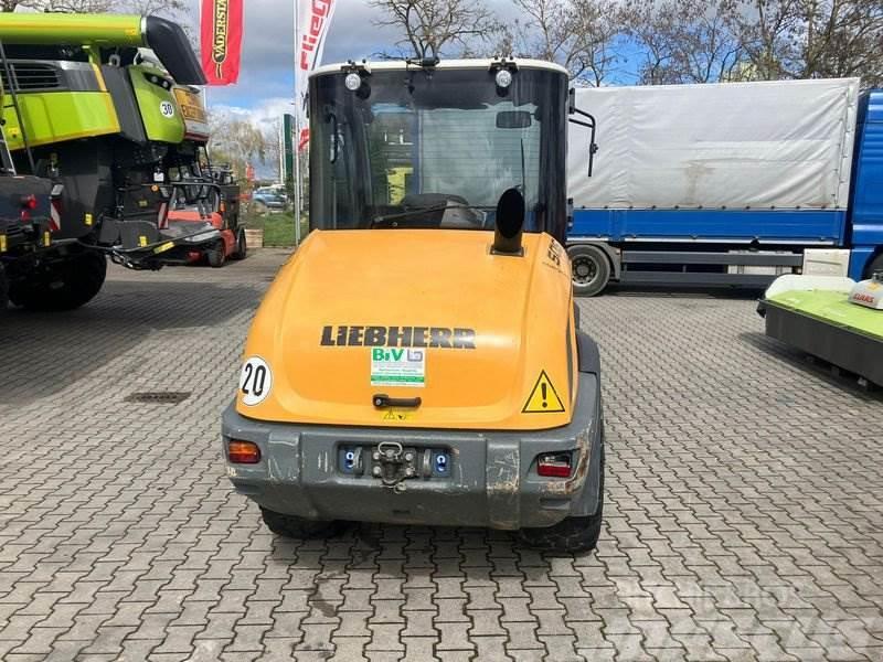 Liebherr L506 Wheel loaders