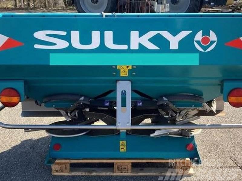 Sulky DX 30 + VISION Manure spreaders