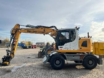 Liebherr A914