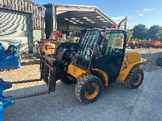 JCB 520-40