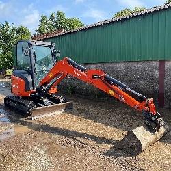 Kubota U 27-4