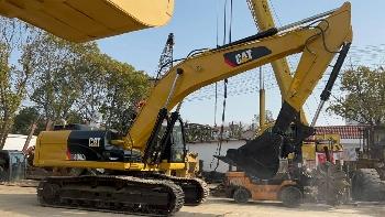 CAT 330 D