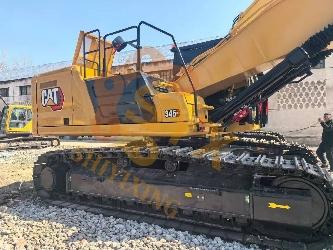 CAT 323 D