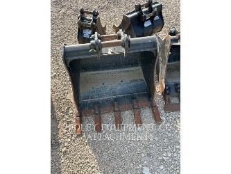 CAT BK303P30