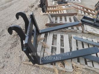 CAT TH408 FORKS