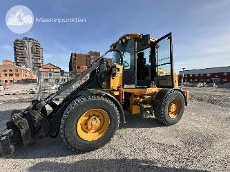 JCB 412 S