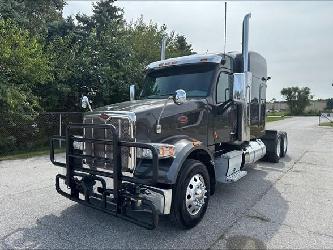 Peterbilt 567