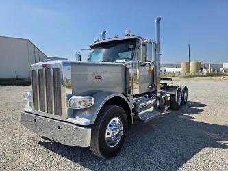 Peterbilt 589