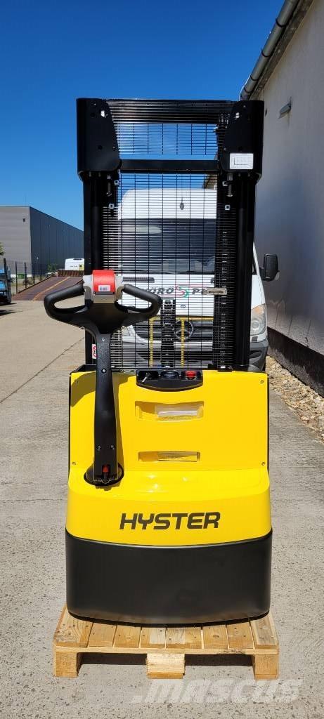 Hyster S 1.6 Gaffelstabler med gående fører