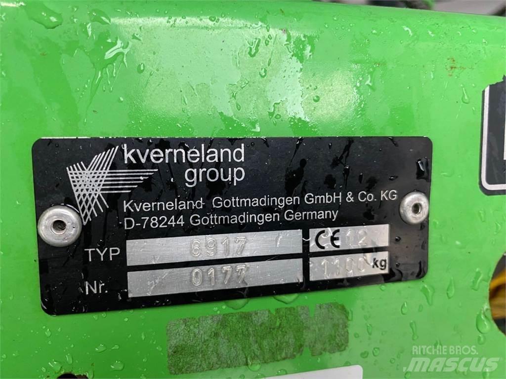 Deutz-Fahr 6917 River og høvendere