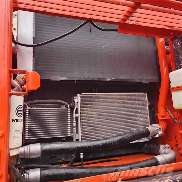 Doosan DX 340 LC Gravemaskiner på larvebånd