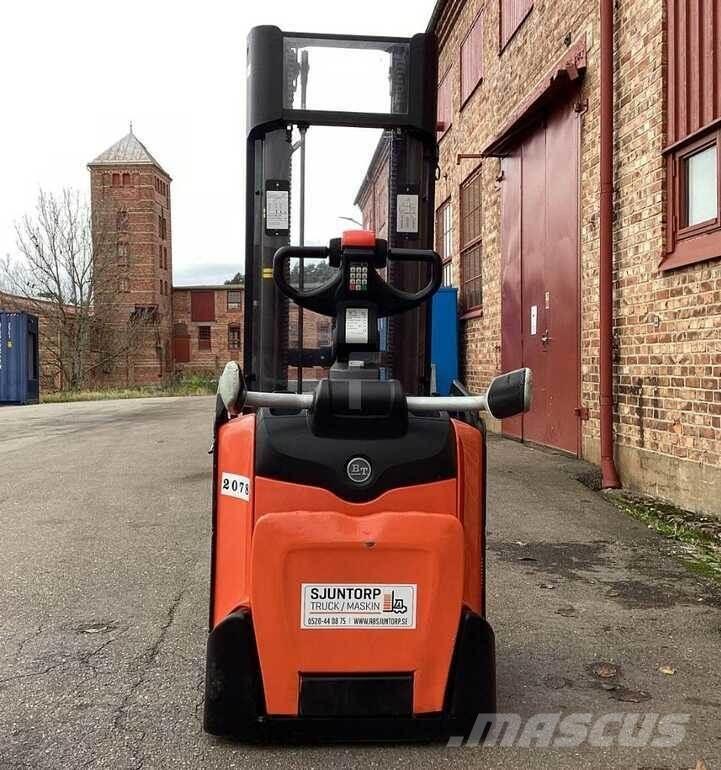 BT SPE 120 L Selvkørende stablere