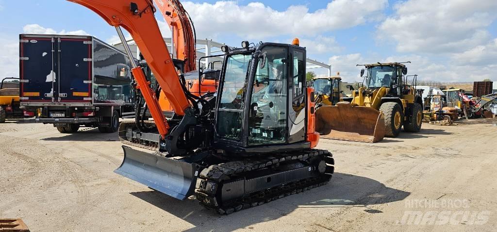 Hitachi ZX 85 Midi-gravemaskiner 7t - 12t