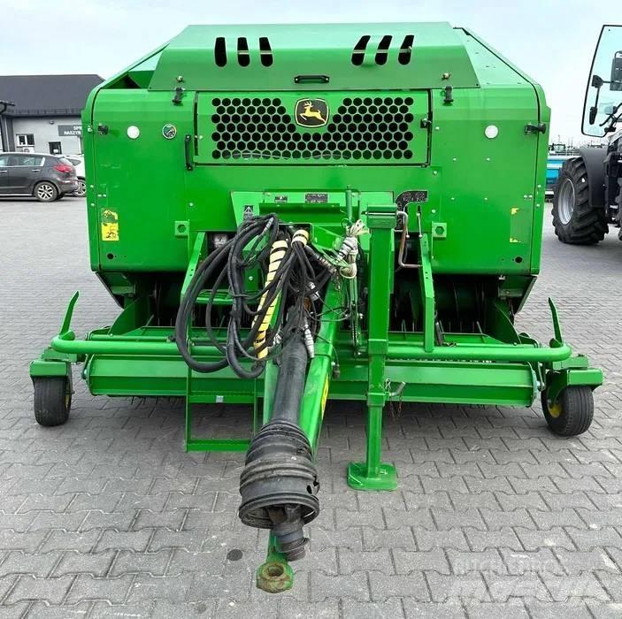 John Deere C 440 R Rundballe-pressere