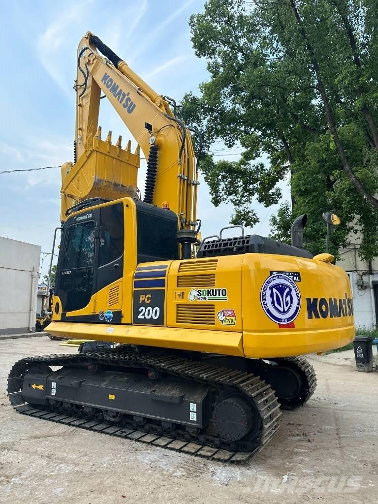 Komatsu PC 200-8 Midi-gravemaskiner 7t - 12t