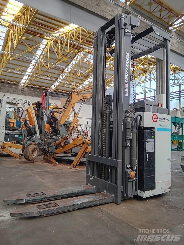 UniCarriers AJN 160 Selvkørende stablere