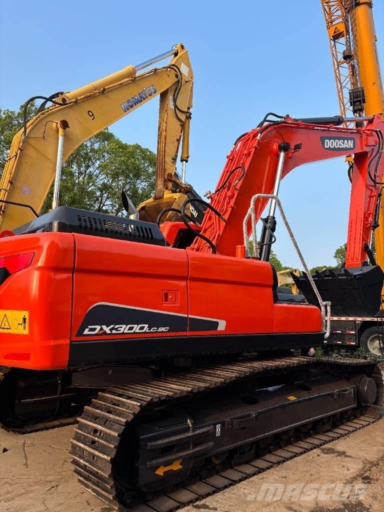 Doosan DX300LC-9C Gravemaskiner på larvebånd