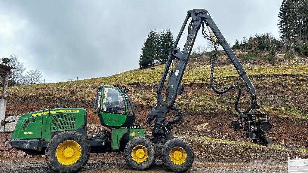 John Deere 1270 E Skovningsmaskiner