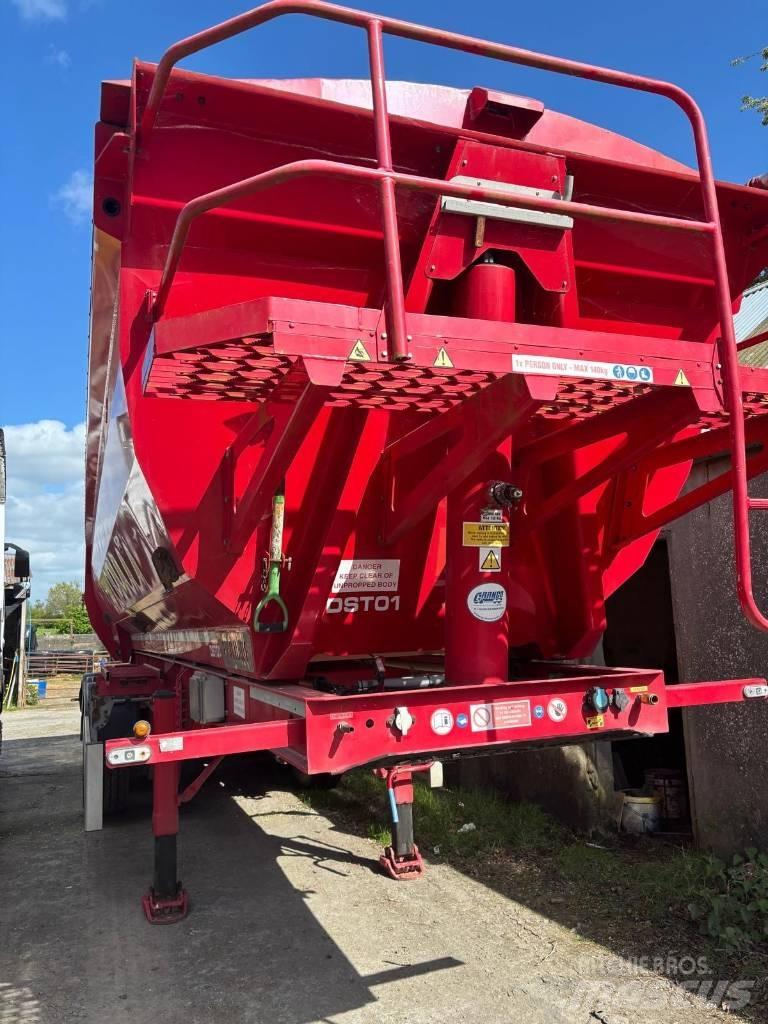 Fruehauf Halfpipe Semi-trailer med tip