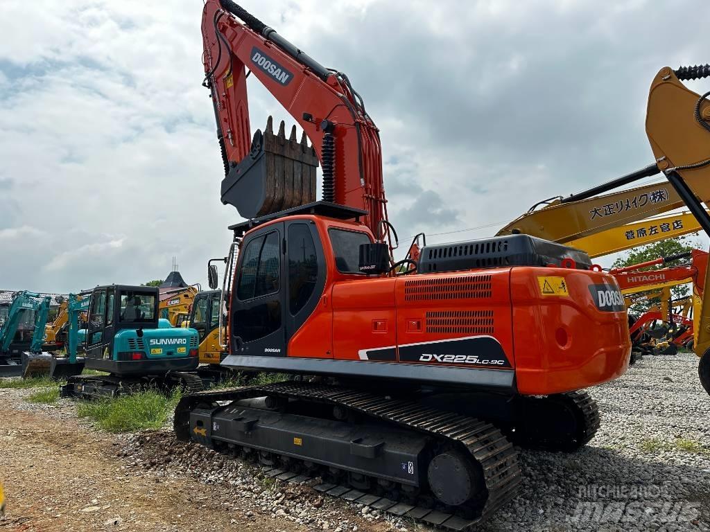 Doosan DX 225 LC-9C Gravemaskiner på larvebånd