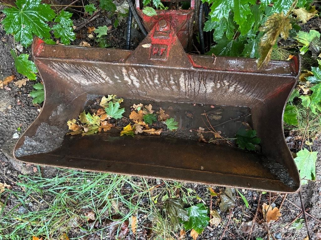 Neuson 6502 Gravemaskiner på hjul