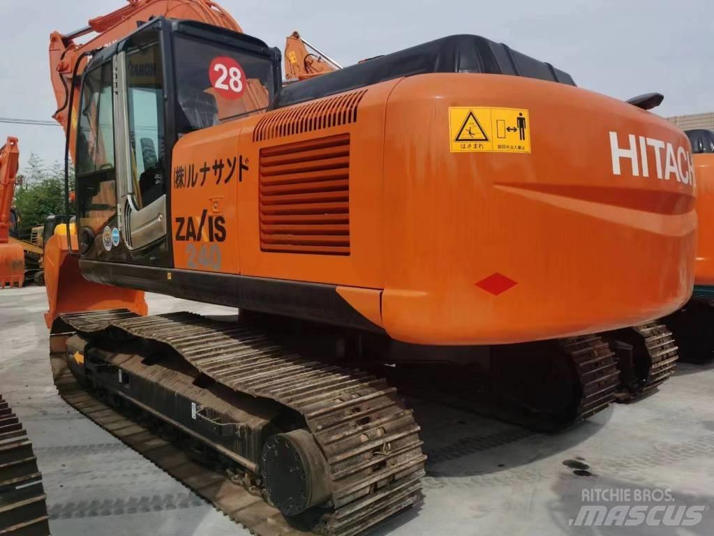 Hitachi ZX 240 Gravemaskiner på larvebånd