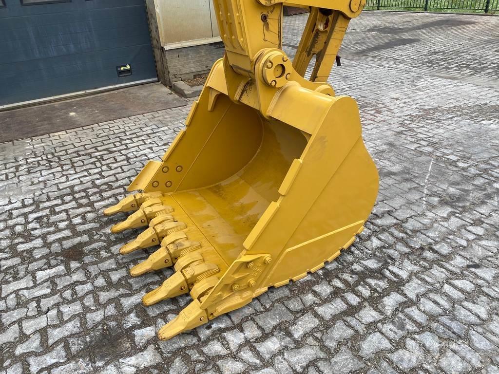 CAT 320D3 Gravemaskiner på larvebånd