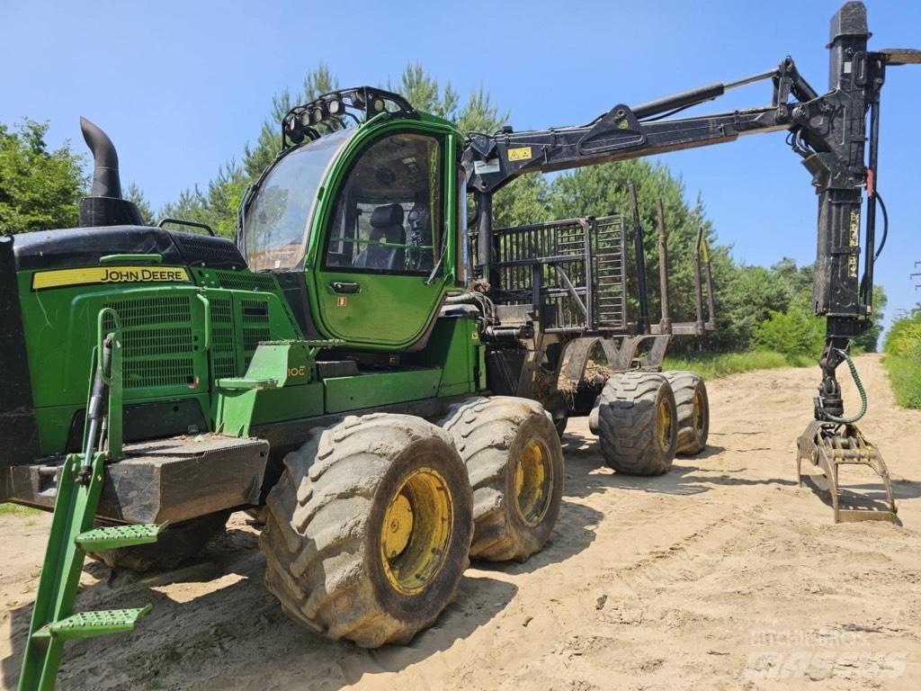 John Deere 1210 G Skovningsmaskiner