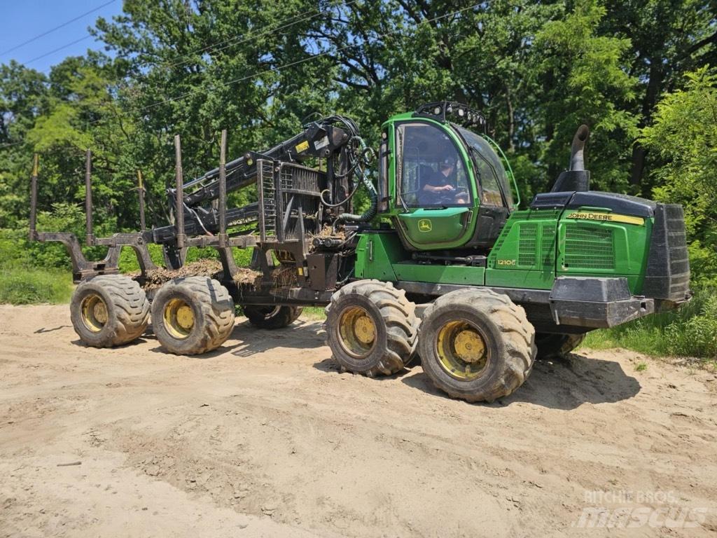 John Deere 1210 G Skovningsmaskiner